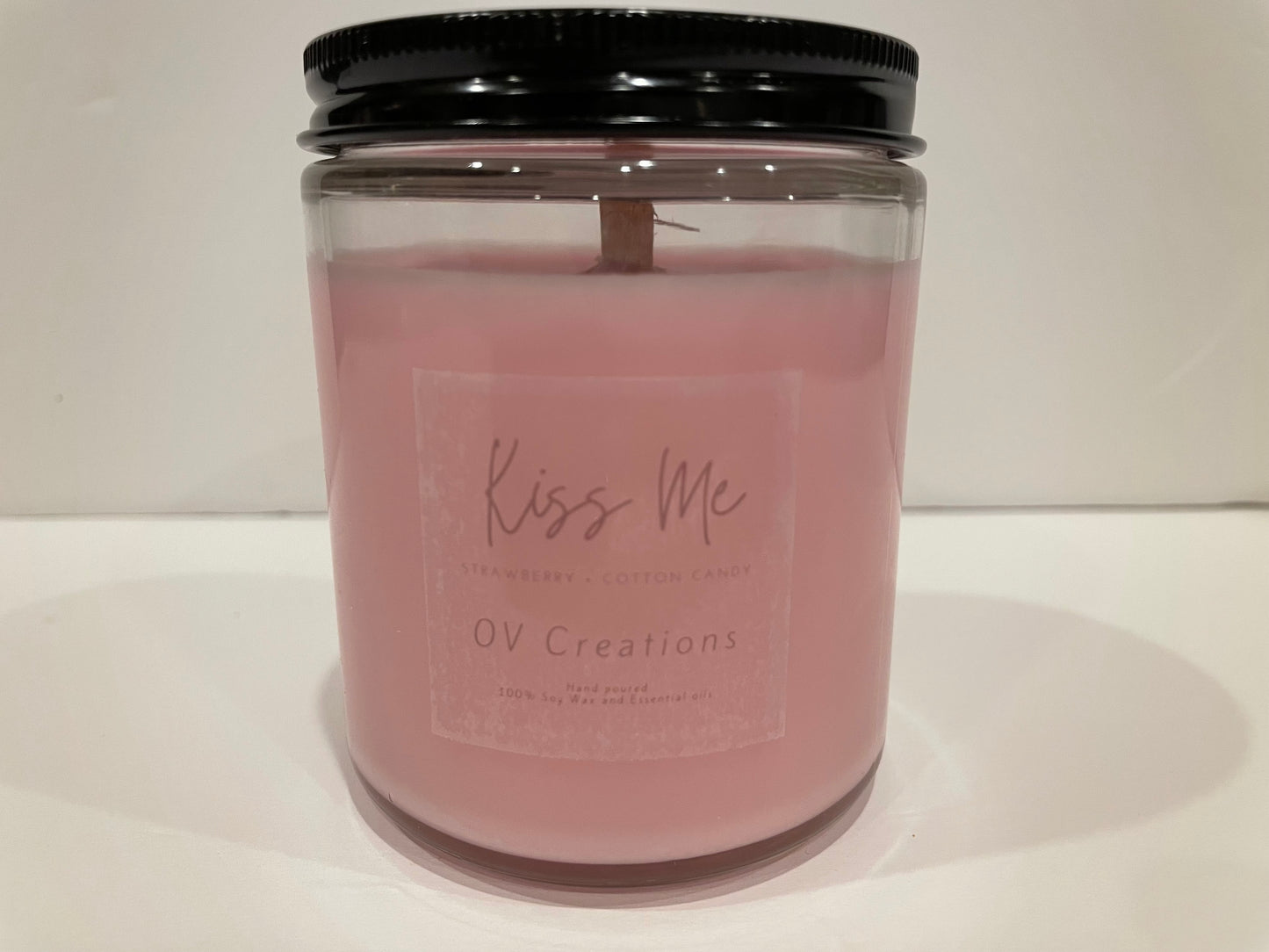 KISS ME CANDLE - Strawberry and Cotton Candy